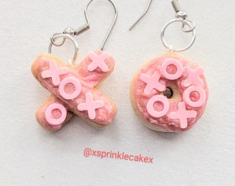 XO Love Donut Earrings, Miniature Food Jewelry, Junk Food, Inedible Jewelry, Doughnut Jewelry, Kawaii Jewelry, Donut Earrings, Dunkin