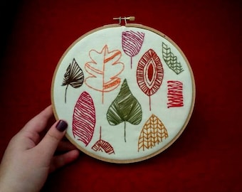 Festive Fall Leaves Embroidery 7 Inch Hoop Art, Embroidery Art, Hand-Stitched Embroidery, Modern Embroidery, Autumn