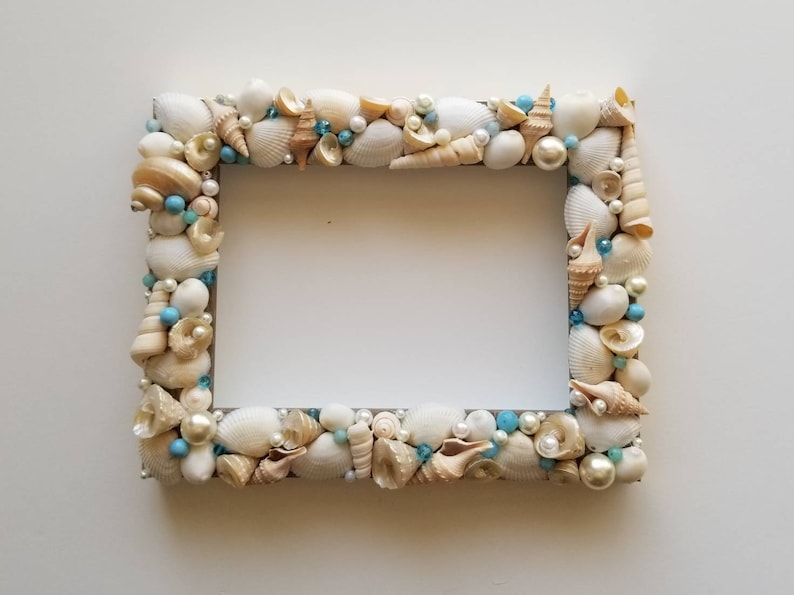 Blue and White Seashell Decorated 5x7 Inch Picture Frame