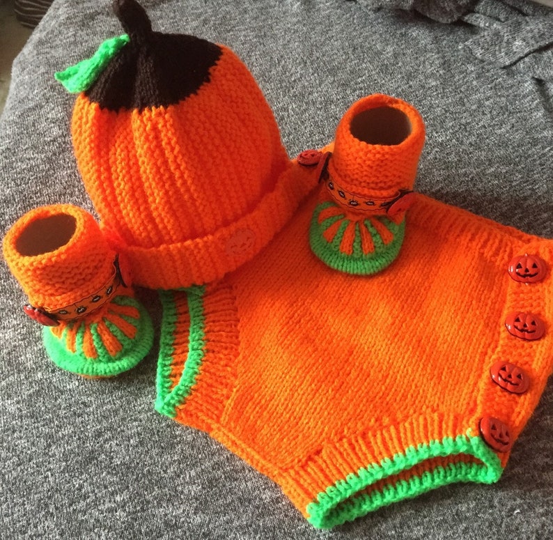 Baby Knitting Patterns Halloween Cardi, Hat, Booties, Nappy Cover 3-9mths image 1