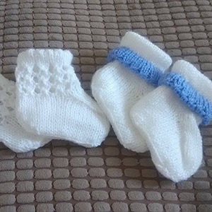 Baby knitting patterns Set of 2 socks from Newborn to 6mths