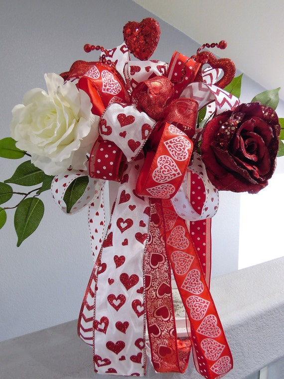 Valentines Day Lantern Swag, Rose Lantern Swag, Red and White Swag, Cupid Decor, Heart Swag, Heart Decor, Love Decor, Lantern Swag Heart Il_570xn