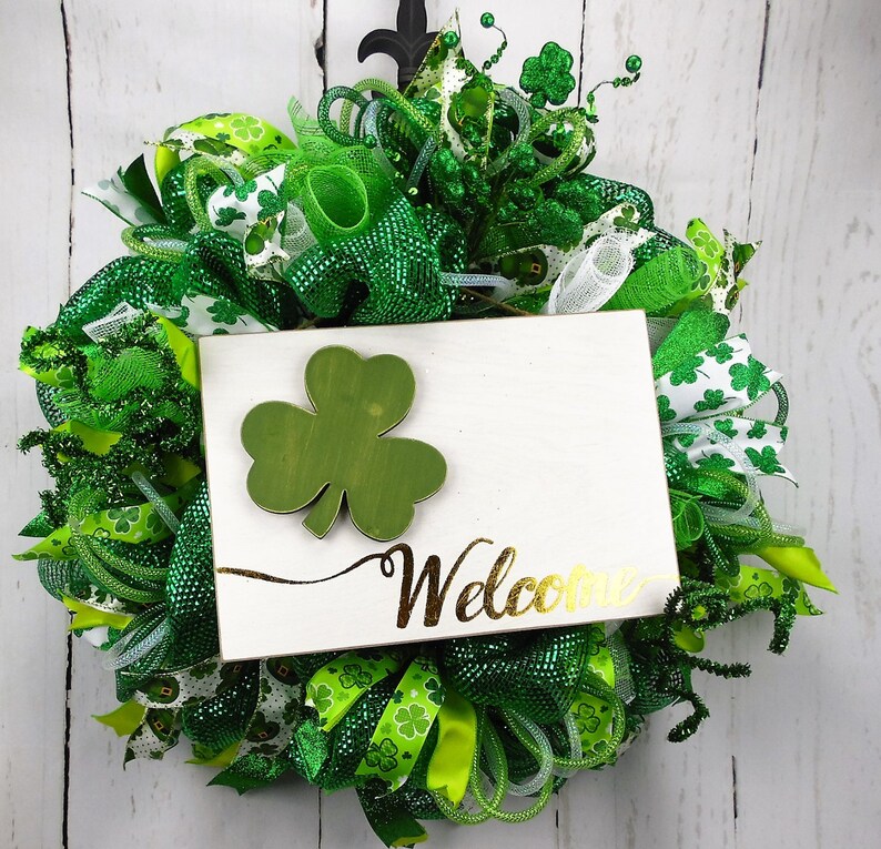 Welcome Door Wreath Lucky Green Wreath Four Leaf Clover Green St Leprechaun Wreath Patty/'s Day Wreath Patrick/'s Day Wreath Welcome St