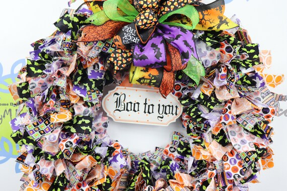 Halloween Fabric Rag Wreath with Wooden Sign, Boo to You Halloween Decor, Whimsical Rag Wreath, Halloween Handmade Fabric Wreath Il_570xn
