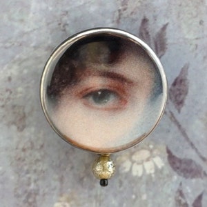 Lover&#39;s eye brooch pinback button with glass drop, Eye miniature reproduction, Vintage painting pinback, Weird gift idea Unusual jewelry pin