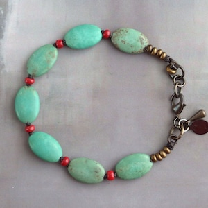 Earthy turquoise stone bracelet with clasp, Rustic beaded jewelry for her, Cowgirl chic, Gift for boho bride, Red and turquoise bracelet