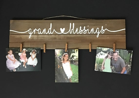Grand-blessings Sign, 5" x 20" wood pallet sign for photos, great gift for Grandparents, 5 photo clips - FREE US SHIPPING