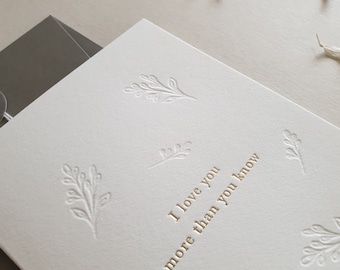 Carte de Saint Valentin, papier d'aluminium et typographie, amour, amitié