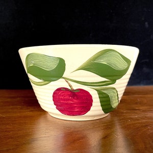 1952-1965 WATT #6 Pottery, &quot;Apple&quot; Funnel Shaped Mixing Bowl #6, Ribbed Near Bottom, Used Cond., Hair Crack, Crazed. See More Info Below.
