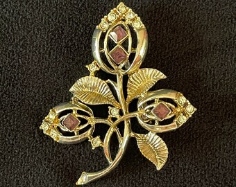 1970's Costume Faux Amethyst and Rhinestones Floral Brooch, Open Texture Leaves, Diamond Shaped Crystals, Exc. VTG Cond. Size in Photo