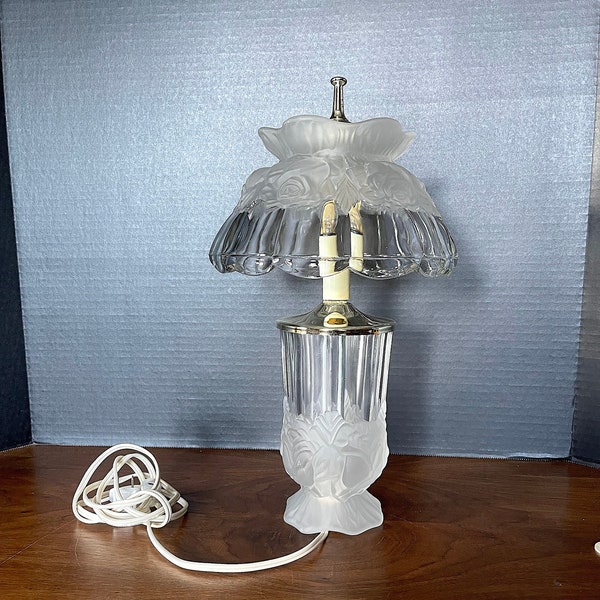 VTG Crystal d' Arc Boudoir Lamp or Dining Rm, Frosted Relief Roses Bottom of Base n Top of Shade, Excellent VTG Used Cond. Size in Photos