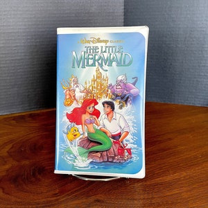 1990 Black Diamond  &quot;Little Mermaid&quot; VHS in Plastic Case, Great Condition, 2 Photos Show only Damage, Missing Print on Tape, Print On End