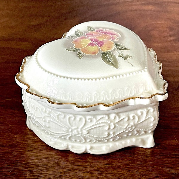 1980's-90's Heritage House Inc. Porcelain Music/Trinket Box " Love Me Tender" Heart Shaped Pink Yellow Pansies, Excellent Used VTG Condition