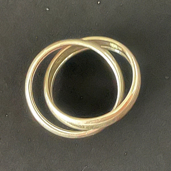 VTG Interlocking Sterling Silver Bands, Plain Bands Criss Cross when Worn, Excellent VTG Condition, Size 6.5