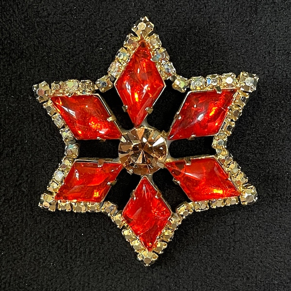 1960's Red, Gold Six pointed Star Brooch, 6 Lucite Diamonds Star, Round Pale Chocolate Crystal Center, Metallic Gold Rhinestones Edge.