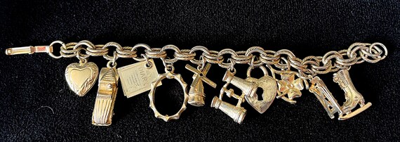 1950's-60's Gold Tone Textured Double Chain Charm… - image 7