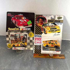 1992 Nascar Die Cast Stock Cars Nr. 4 (2) Ernie Irvan, KODAK, Racing Meistern, Ausstellungsstand, Sammlerkarte, ausgezeichnete versiegelte Packungen