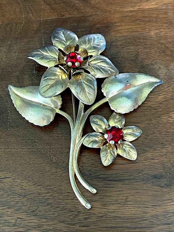 1950's Gold Washed Sterling Swedged Floral Brooch… - image 8