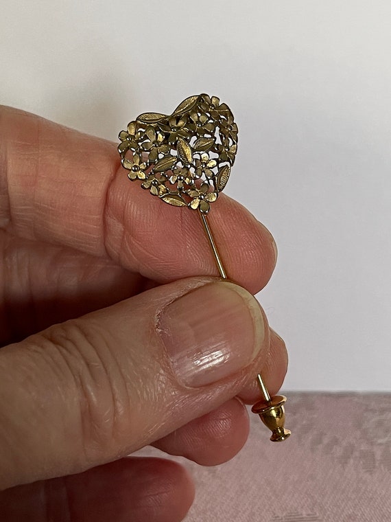 1960's-70's Open Floral Embossed Gold Tone Heart … - image 6