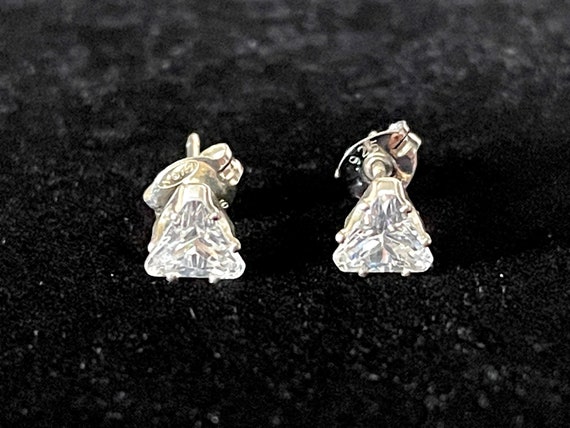 1970's AVON Mini Triangular Crystal Posts Raised … - image 1