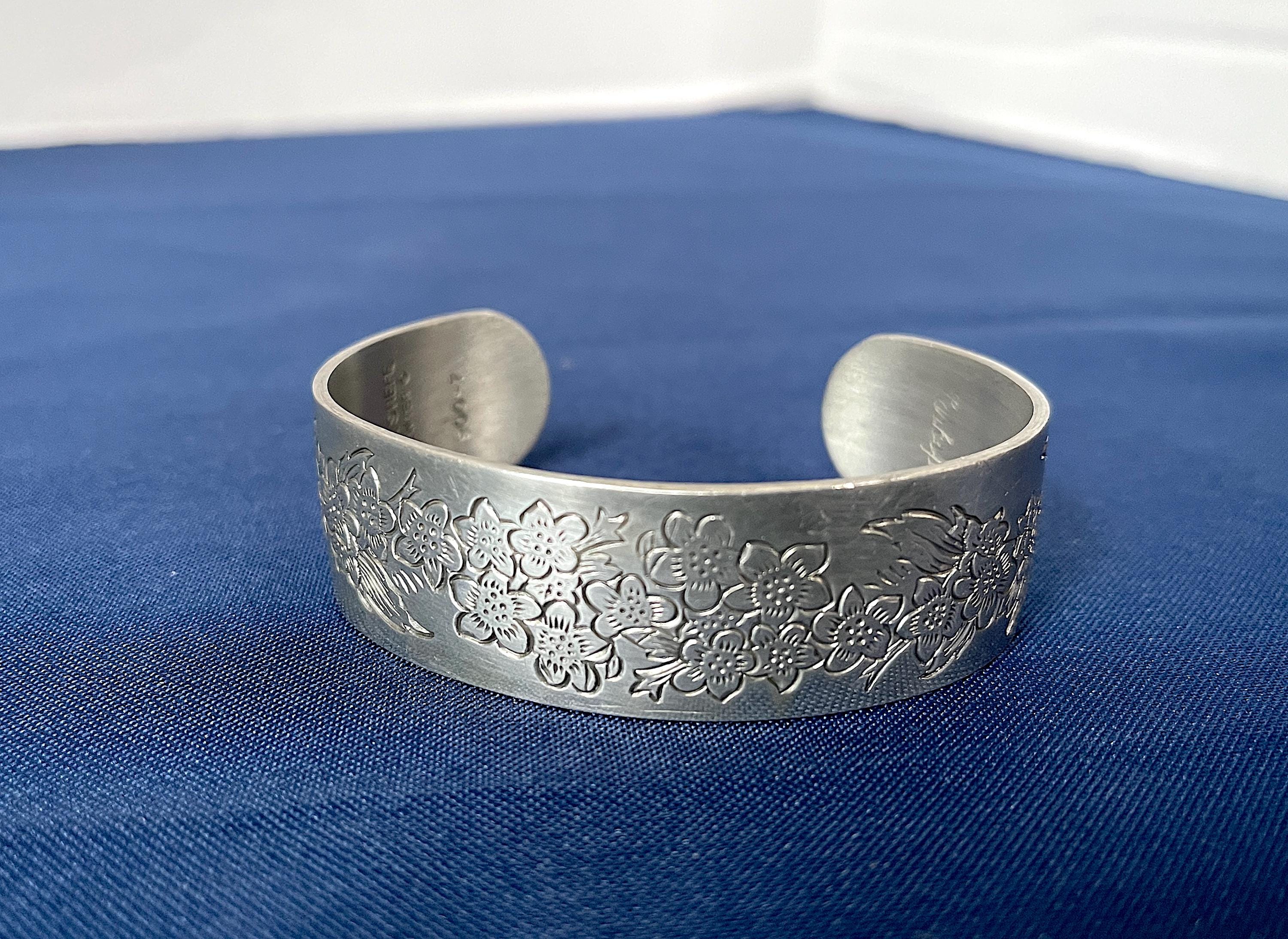 Kirk stieff pewter cuff bracelet - Etsy 日本