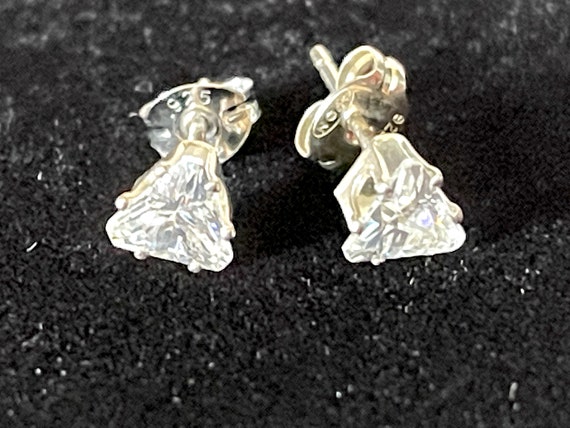 1970's AVON Mini Triangular Crystal Posts Raised … - image 8