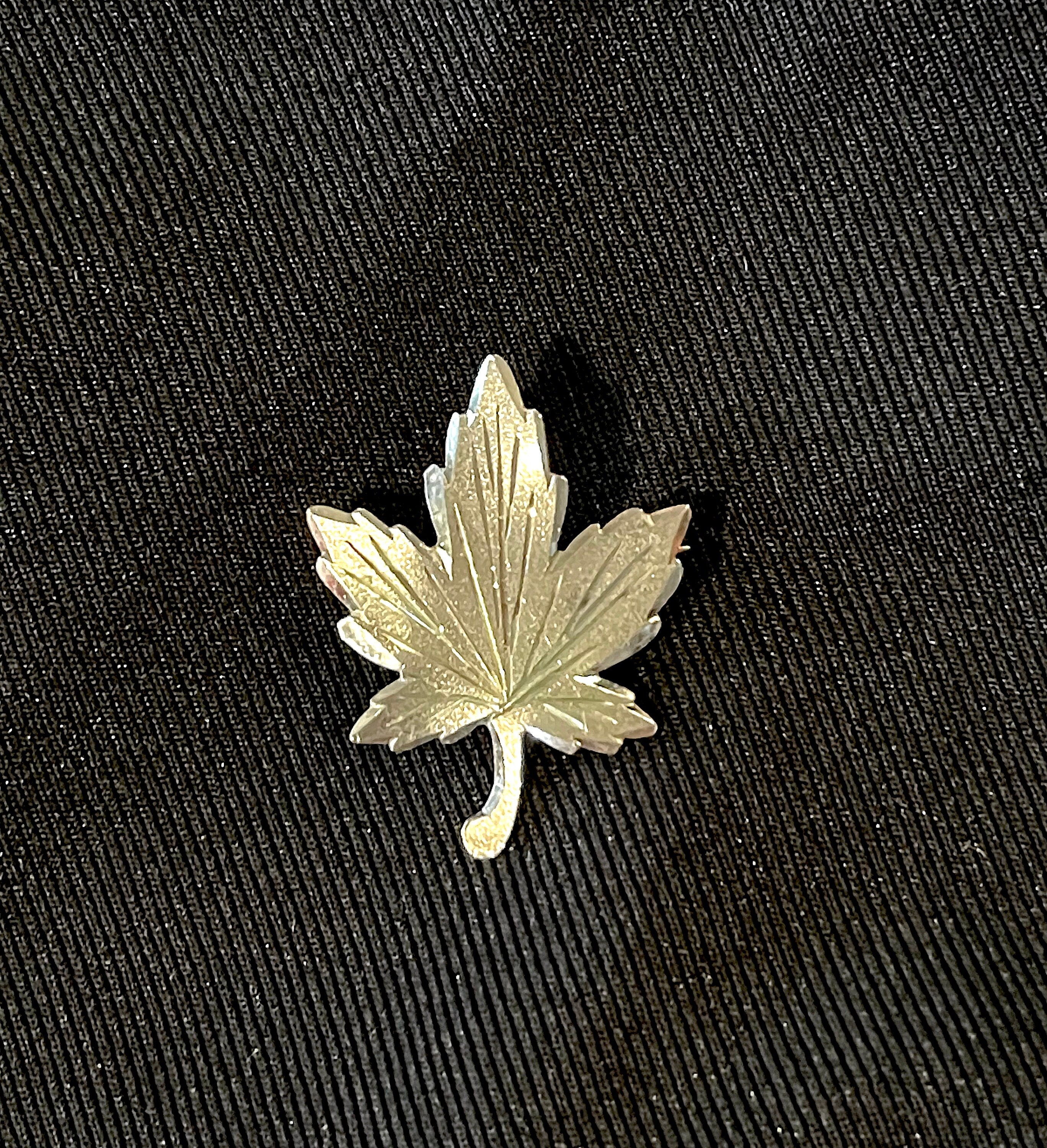 Maple Leaf Brooch Maple Leaf Hat Pin Maple Leaf Jewelry Leaves
