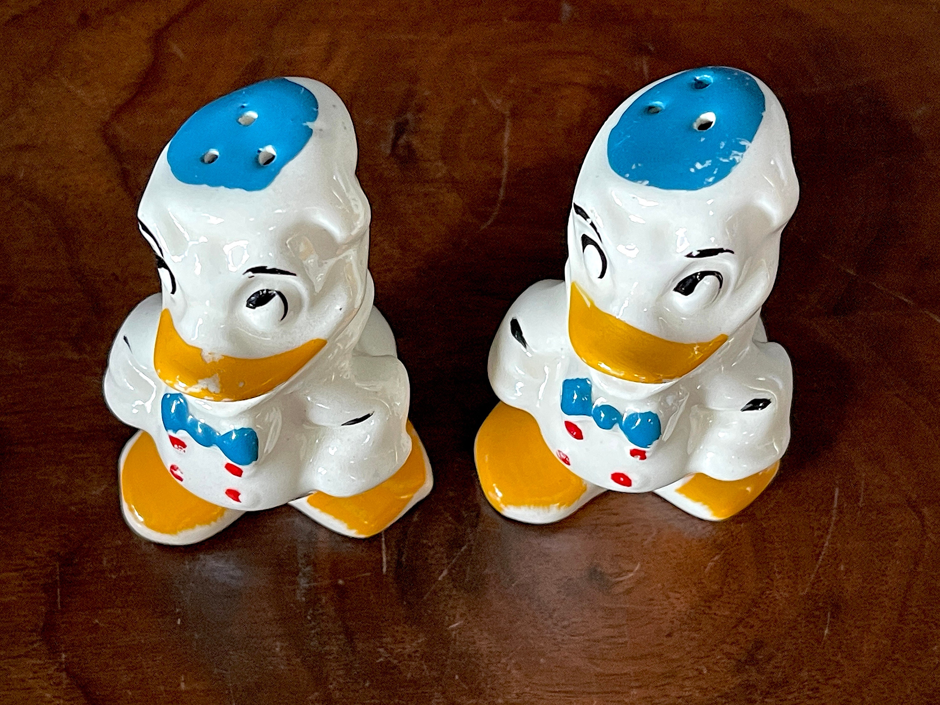 1940's Leeds China Co, Walt Disney, Donald Duck Ceramic Salt