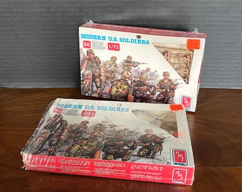 1988 The Ertl Company, Canada, Made in Italy, Modern U.S. Soldiers 50, 1/72 Scale. 1 Opened One is Left, Excellent VTG Condition, Complete.