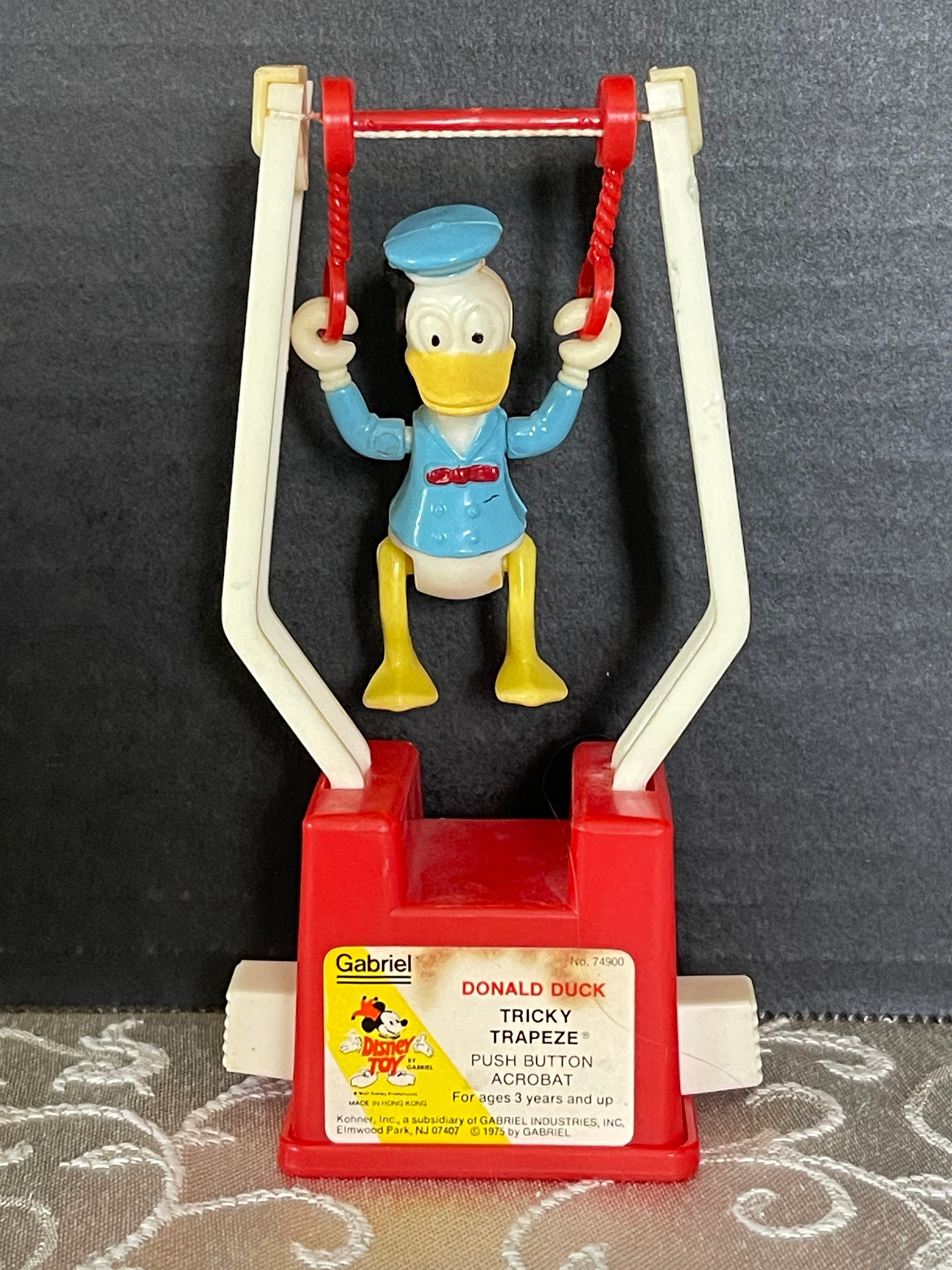 ディズニー【 グーフィー】ヴィンテージ アクロバット