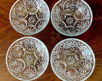 1950's Anchor Hocking Clear "Medallion" 4-1/2" Bowls (4), Price is for 1 Bowl. Ovals w Stars n Star Bottoms, Excellent VTG Unused Condition