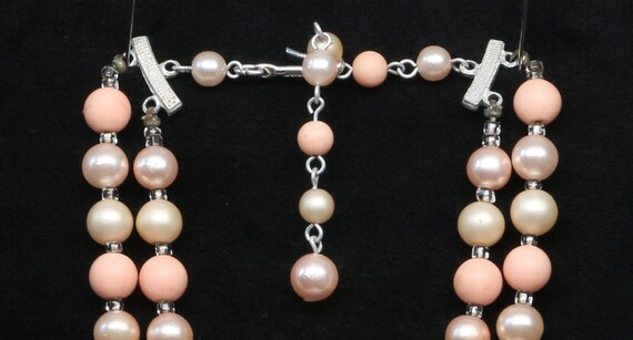 1950's Peach Beads Choker Pale Pink, Peach, Off W… - image 3