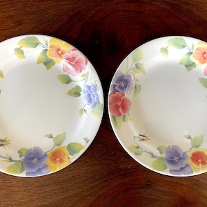 1996-2005 Corelle &quot;Summer Blush&quot; Salad Plates (2) Price is for Both, Pansies in Purple, Pink, Yellow Green, Excellent VTG Condition, Unused!