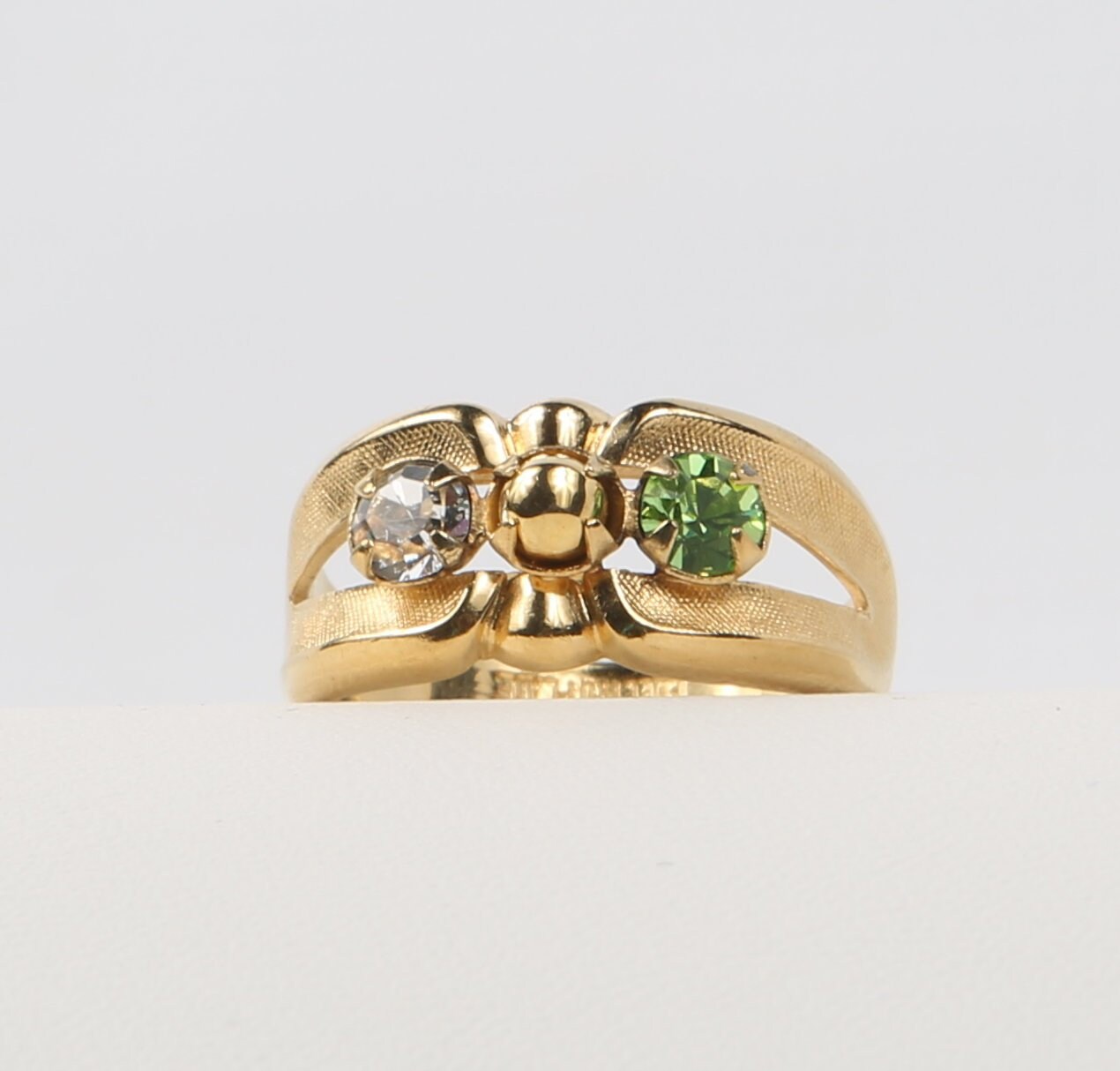 1980's Peridot Ring Prong Set Peridot & Clear Crystal, Gold 1980's Peridot Ring Prong Set Peridot & Clear Crystal, Gold
