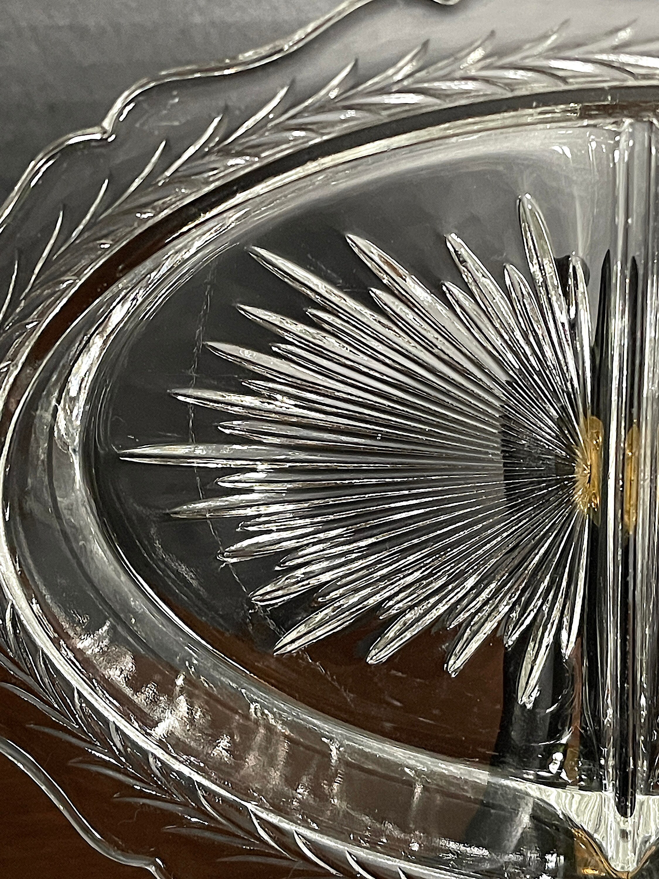 1935-disc. Jeannette Glass Co. Sunburst  Vintage Jeannette Glass Sunburst Herringbone Divided Relish Dish Clear Retro main image 2