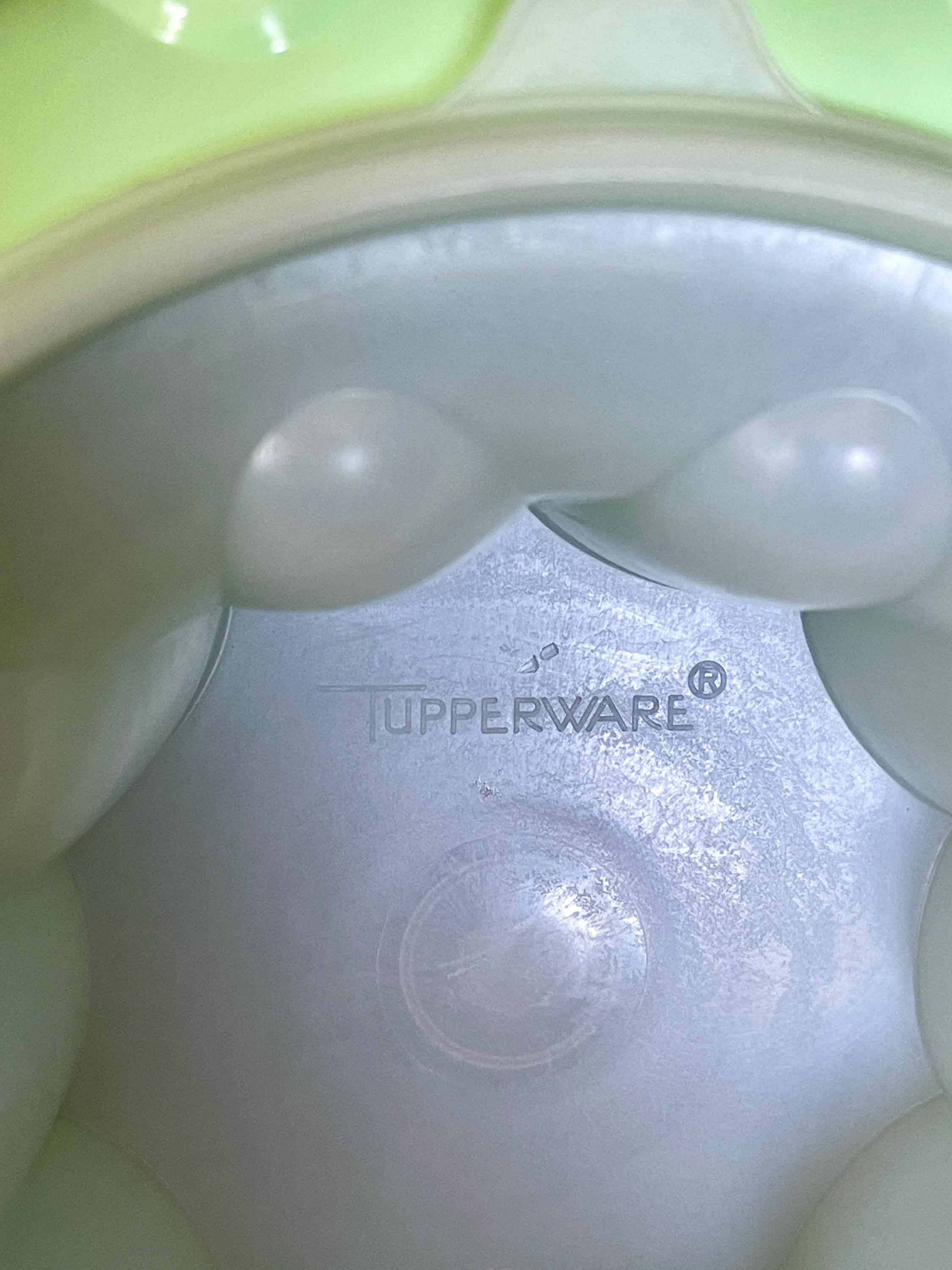 Moules à Gelée Tupperware Vintage Vert Menthe 3 Pièces Avec Couvercles (1201-1203)