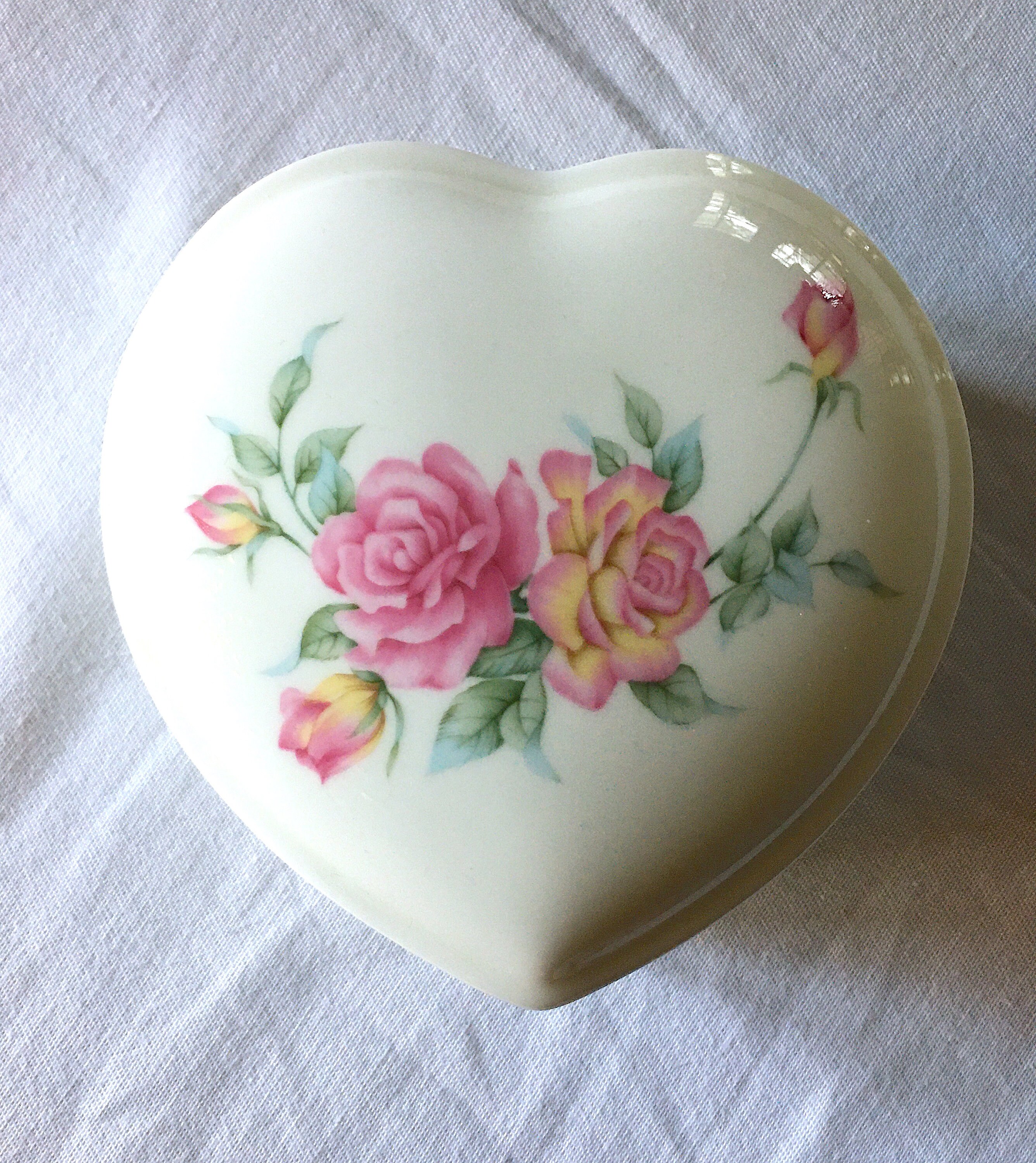 90's MIKASA mom You're Wonderful NARUMI Bone China, Heart Dresser Jar, Ivory, Pink With Yellow Accents Roses Green Leaves, MINT Cond., - Etsy 90's MIKASA mom You're Wonderful NARUMI Bone China, Heart Dresser Jar, Ivory, Pink With Yellow Accents Roses Green Leaves, MINT Cond., - Etsy