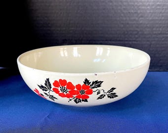 1935-1955 HALL's "Red Poppy" salladsskål 23 cm bred, begagnad med slitage på guldkanten, inga nagg, inga sprickor.