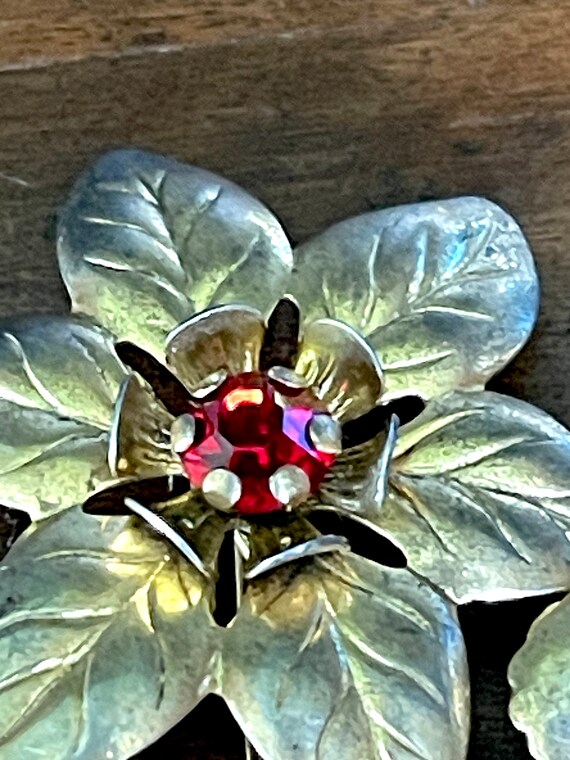 1950's Gold Washed Sterling Swedged Floral Brooch… - image 7