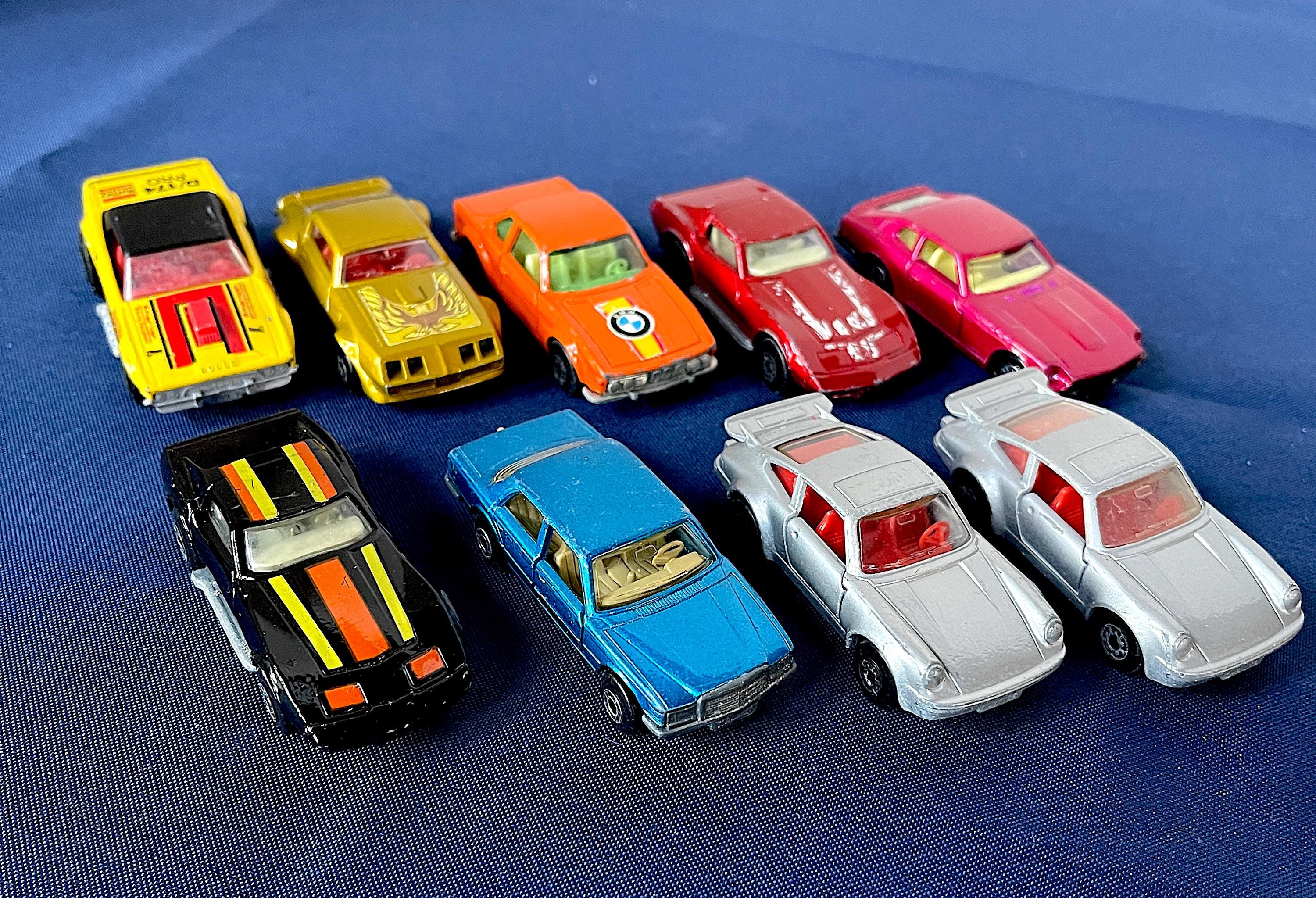 Red corvette toy - Etsy 日本