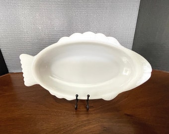 1970's-80's GLASBAKE  Milk Glass Single Serve Fish Plate, Fish Shape w Fin, Tail Head Details, Great for Seafood. Excellent Unused Condition