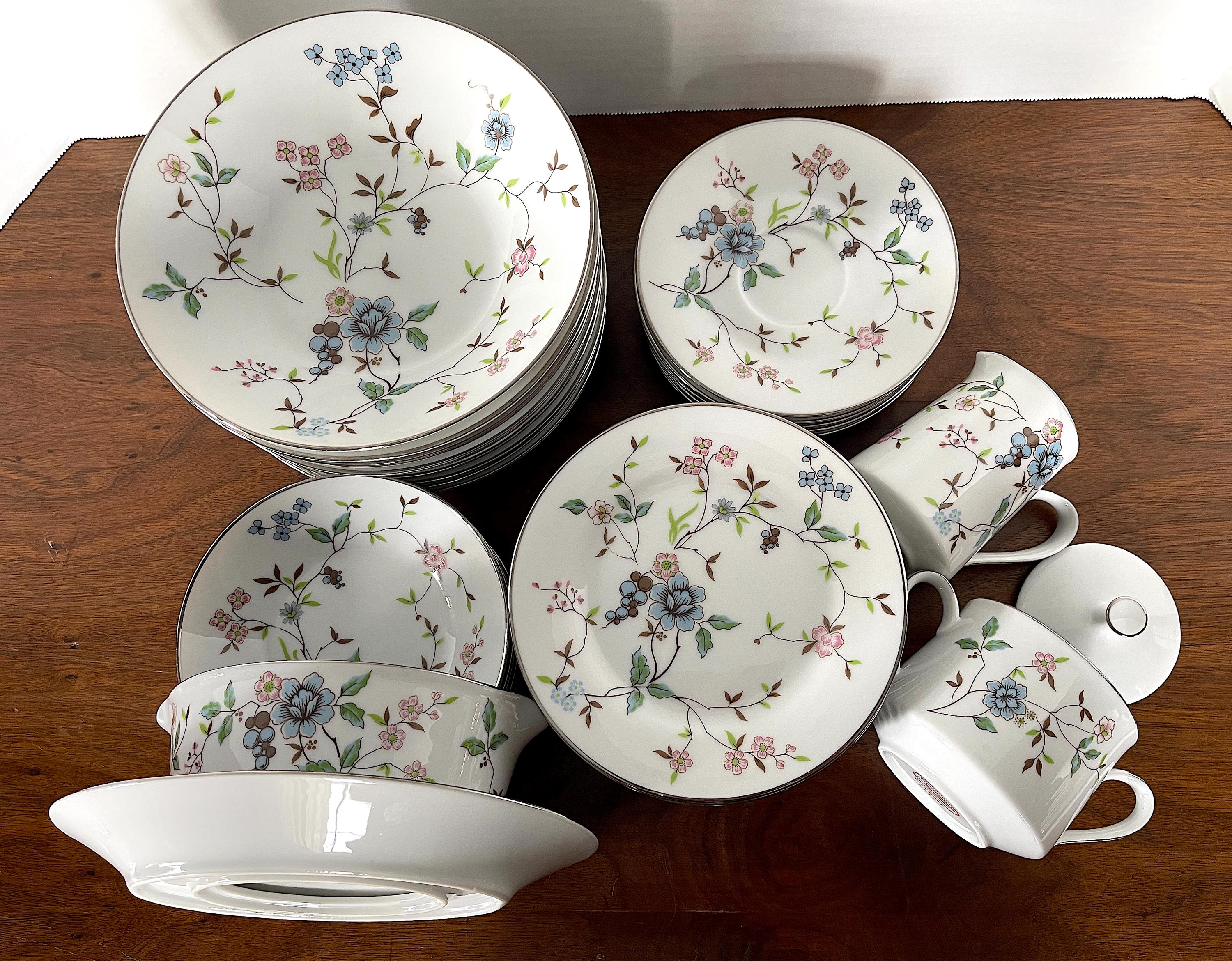 Noritake Contemporary プレート ８枚セット 金彩 21cm オールドノリタケ NORITAKE 金彩 洗練されたフォルムが優雅な