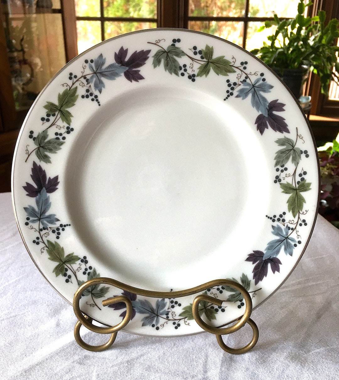 1959 1981 Royal Doulton burgundy Pattern Porcelain Salad Plate, Blue