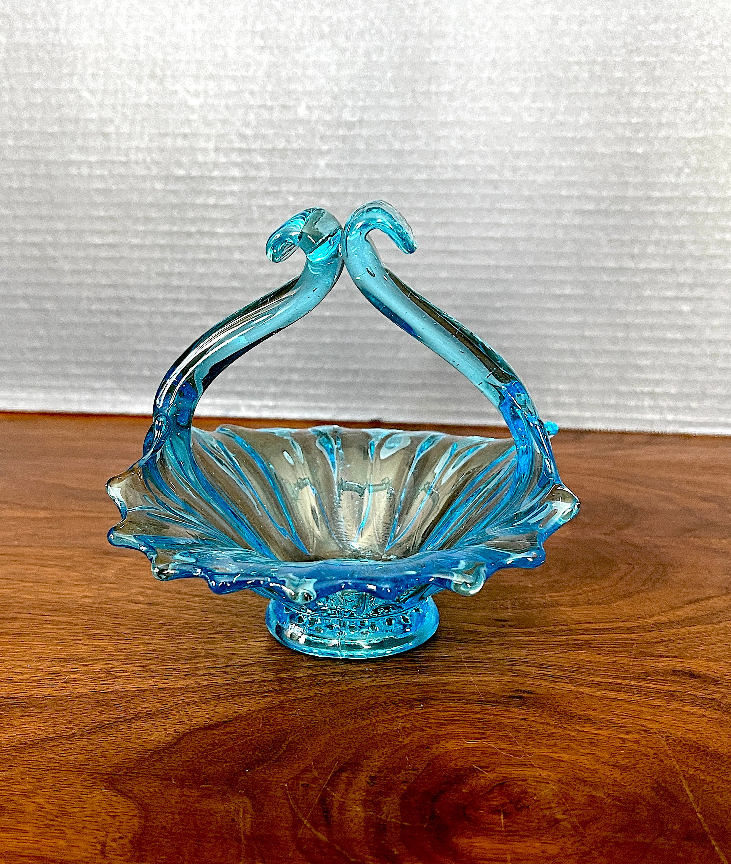 1960's Turquoise Art Glass Basket, Sun Flower, Upward Leaves Form Handle. Dots Make Center Bottom. Excellent Unused VTG Condition, No Damage