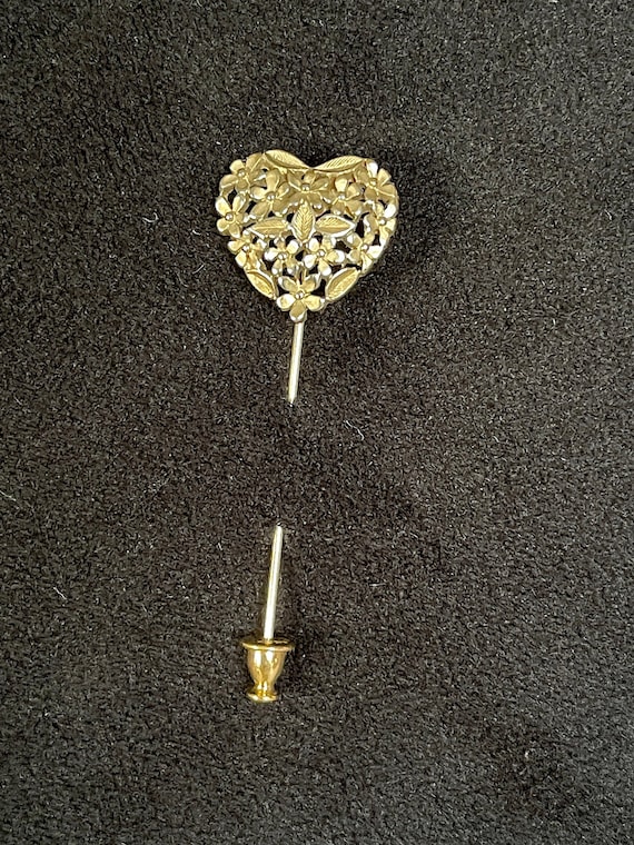 1960's-70's Open Floral Embossed Gold Tone Heart … - image 1