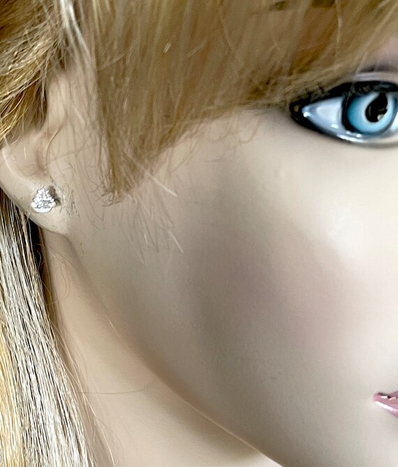 1970's AVON Mini Triangular Crystal Posts Raised … - image 6