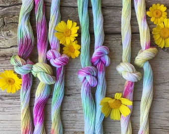 Taille 5 Pastels d'été, fils de coton perle teints à la main, courtepointe à la main, bracelets, raccommodage visible, couture à la main, broderie