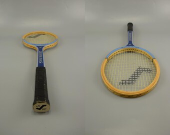 472 : Superbe Raquette de Tennis en Bois - Snauwaert Miss Tennis - Sport & Plein air