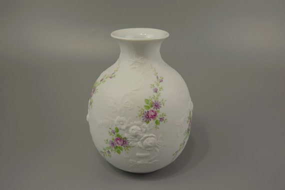 Vintage Vase / AK Kaiser / Dekor Monaco / 444 2 / Bisquit Porzellan | Germany | 70er