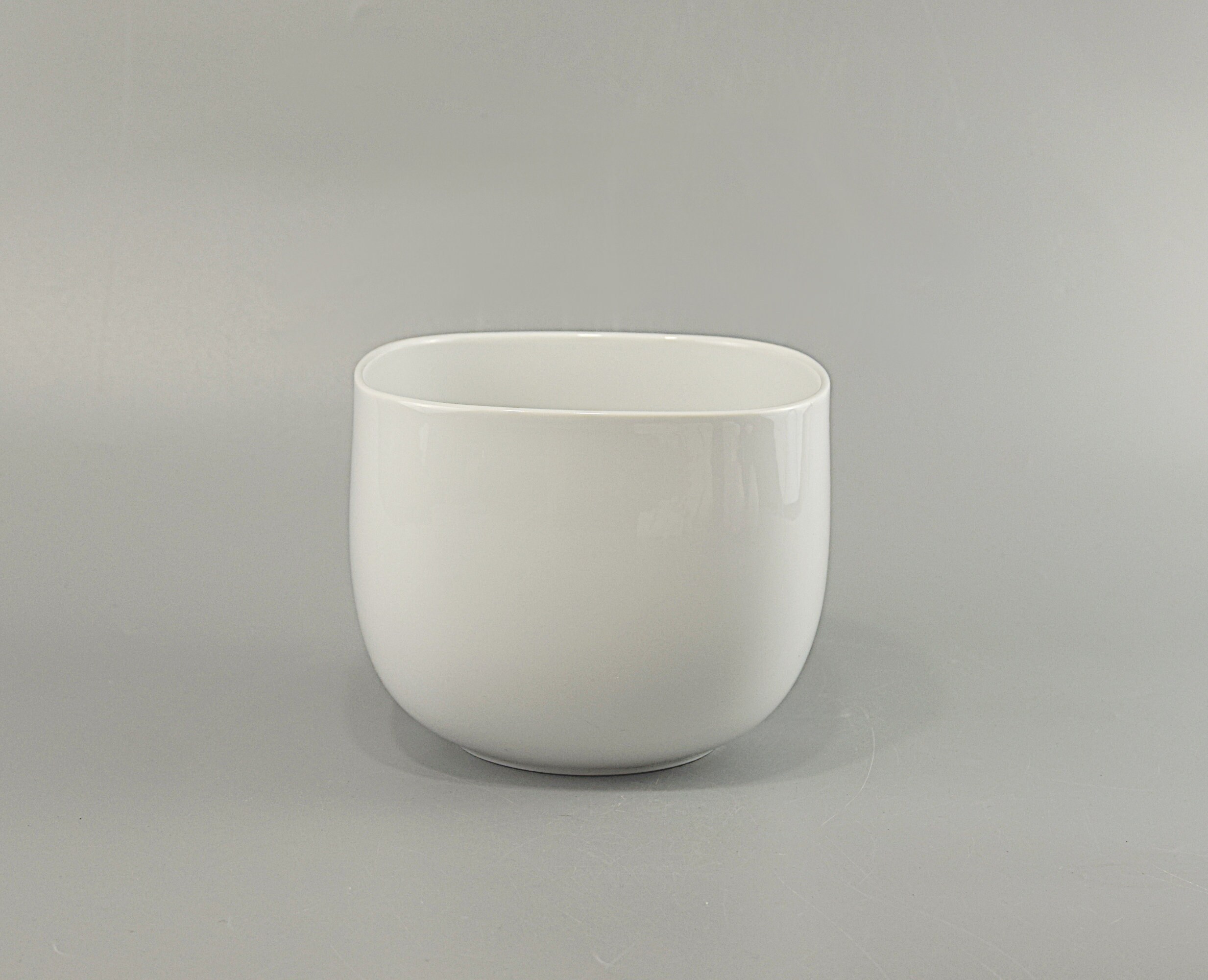 ローゼンタールのスタジオライン、スオミ・ヴァイス。ティモ